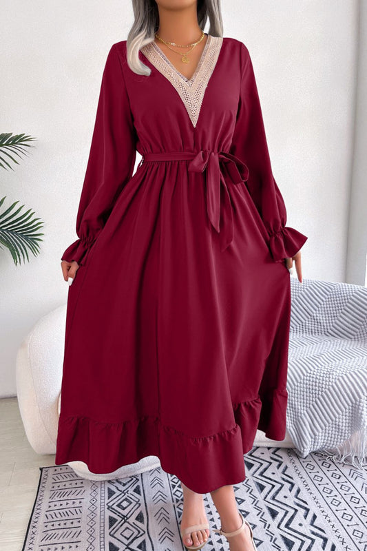 Contrast Belted Flounce Sleeve Dress