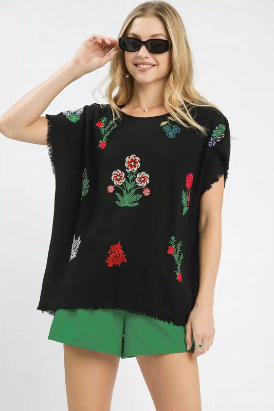 Umgee Linen Blend Embroidered Frayed Hem Top