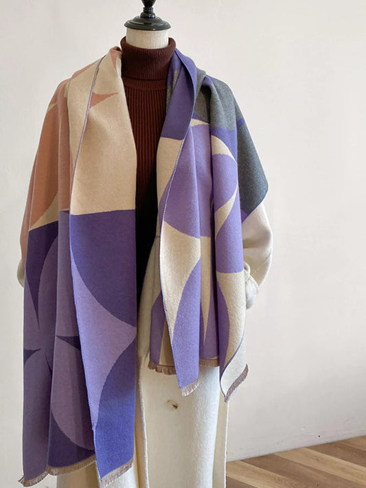 Contrast Raw Hem Scarf