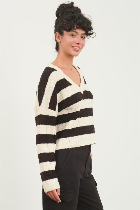 HYFVE Contrast Striped Cropped V-Neck Sweater