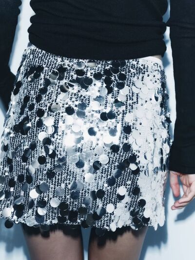 Sequin Mid-Rise Waist Skirt