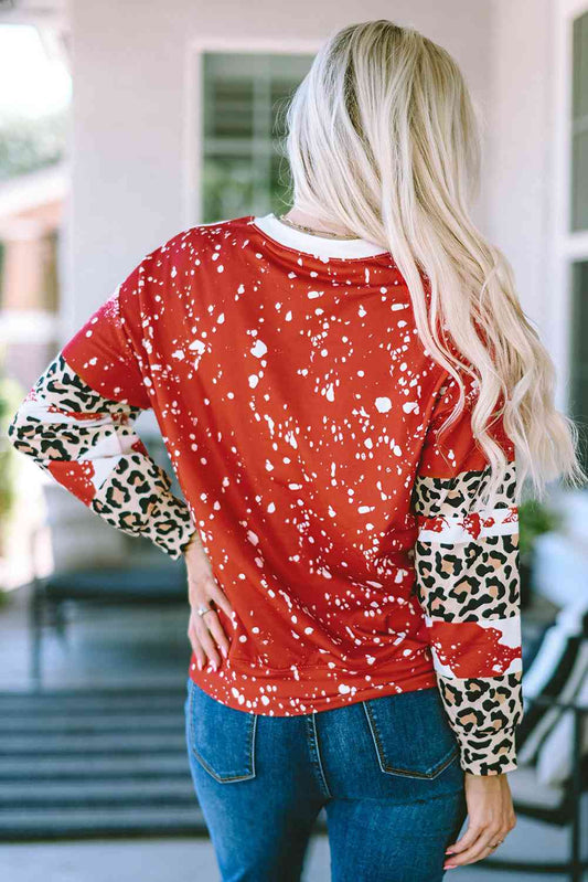 MERRY AND BRIGHT Graphic Round Neck Sweatshirt